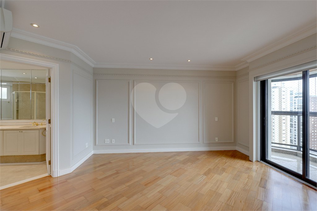 Cobertura à venda com 4 suítes em Campo Belo, São Paulo, SP