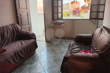 Sobrado 5 quartos.