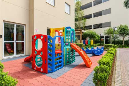 Apartamento com 2 dormitórios e 1 vaga em Nova Petrópolis, com piscina, academia, brinquedoteca, churrasqueira e portaria 24 horas. Excelente localização.
