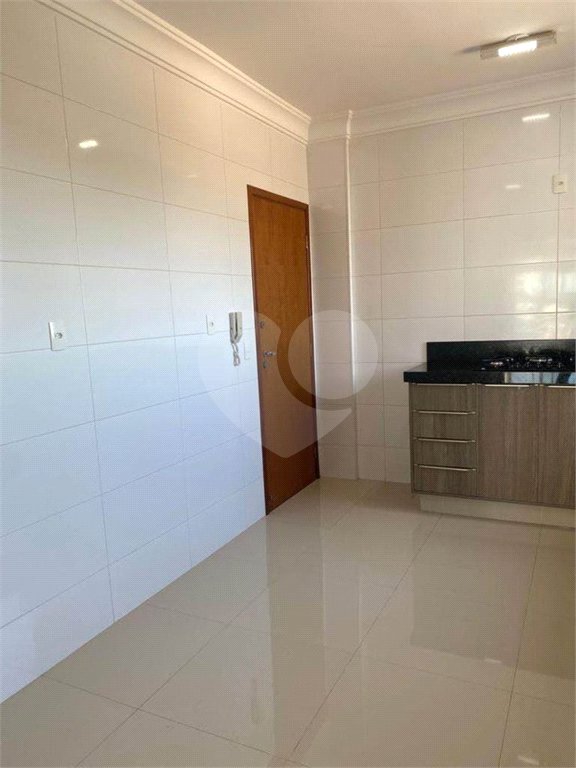 Apartamento para venda e locação no Edifício Residencial Oswaldo Ienco