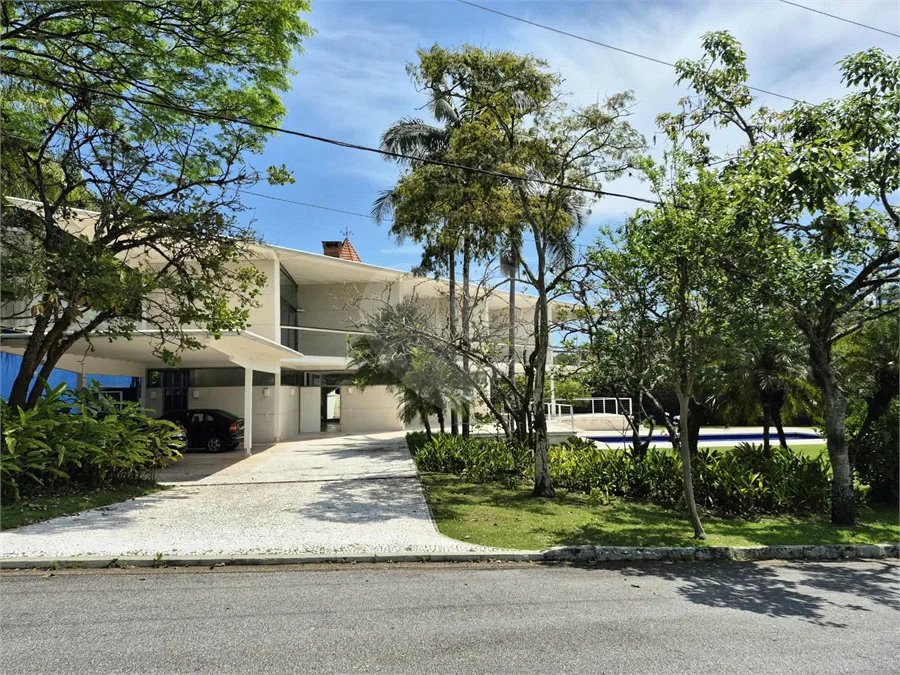 Casa a venda ou locação no Tamboré 1