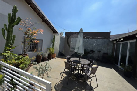 Casa térrea 3 dormitórios com piscina e área Gourmet à venda São Carlos