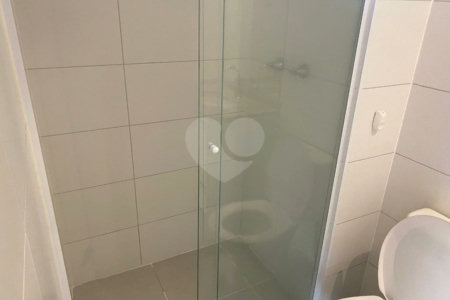 Apartamento com 70m² , 2 dormitórios , sendo 1 suíte , 1 vaga de garagem , à venda no bairro Campestre em Santo André.