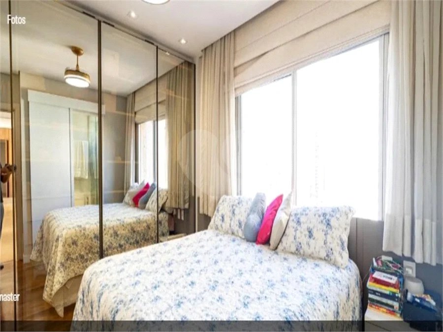 Apartamento venda Bela Vista, 156 m², 3 quartos, suíte, 3 salas, 2 vagas. Rooftop, Churrasqueira, Uma quadra da Paulista.