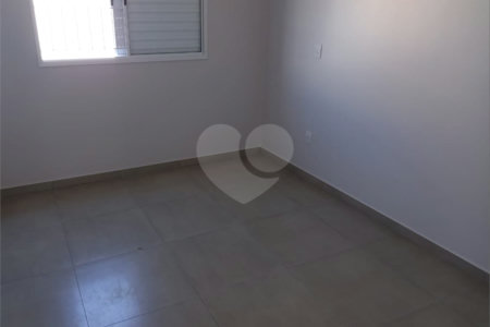 Casa térrea em Araraquara/SP.