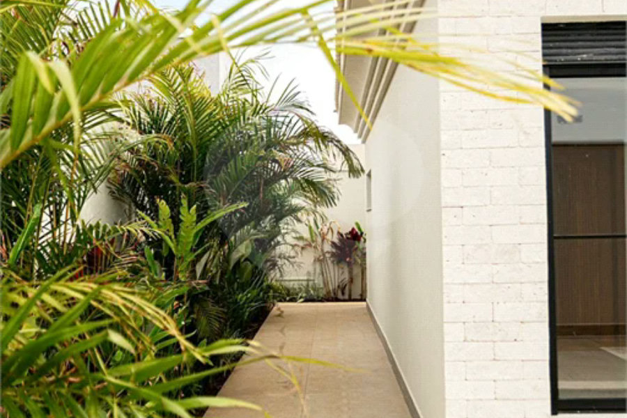 Casa térrea em estilo neoclássico com 3 suítes, no Condomínio Damha 2, na cidade de Piracicaba - SP.