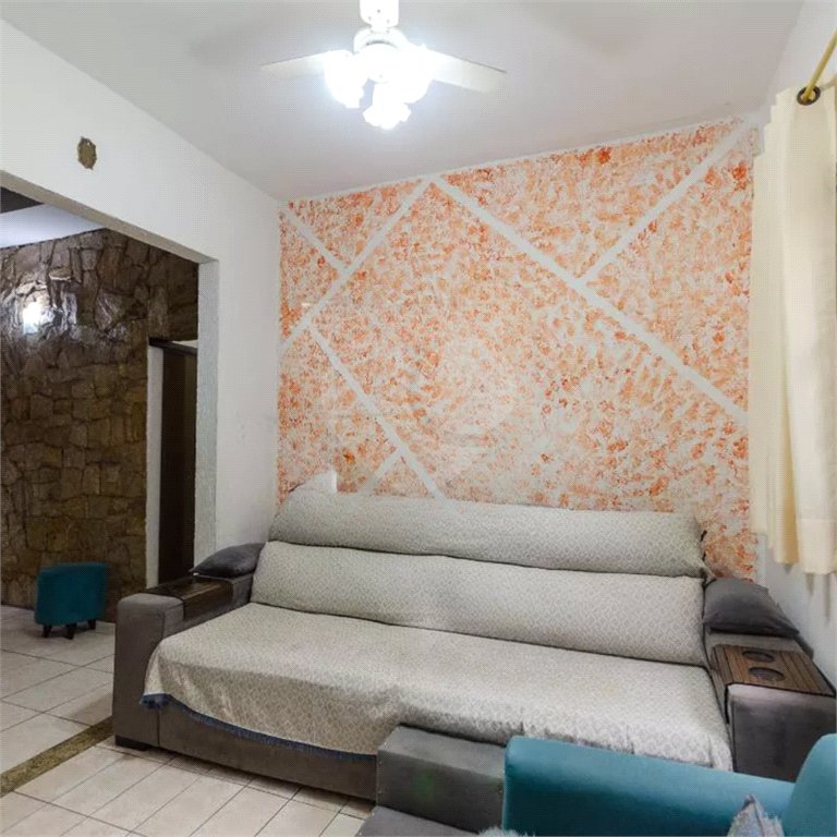 Sobrado à venda com 4 quartos, sendo 2 suítes,  em Jardim Líbano, São Paulo, SP