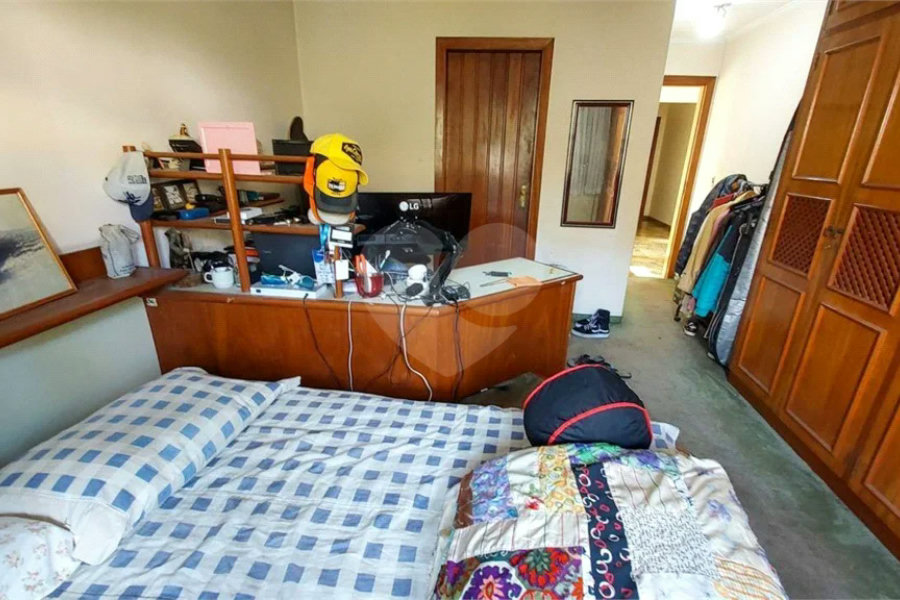 Casa à venda com 6 quartos, sendo 3 suítes,  em Jardim Brasil (zona Sul), São Paulo, SP