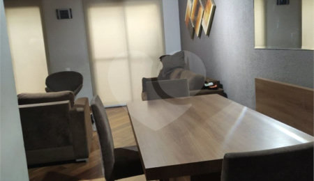 Casa à venda com 3 quartos, sendo 1 suíte,  em Jardim Rosa Maria, São Paulo, SP