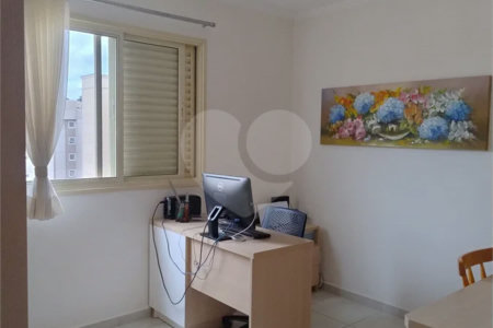 Apartamento em Atibaia com 2 dormitórios (1 suíte), 2 vagas de garagem, elevador, salão de festas, excelente localização
