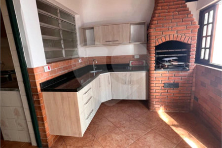 Sobrado à venda no Planalto Paulista c/330m2 - 3 Quartos/1 Suite/ 4 Vagas na garagem - Metrô S.Judas