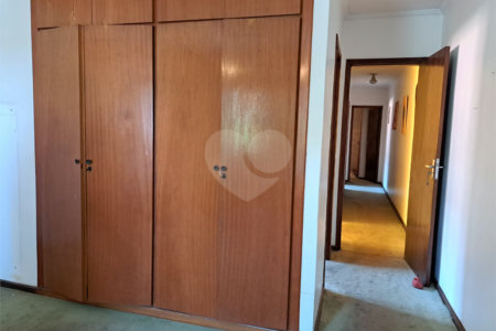 Casa grande com 3 quartos à venda em Campo Belo - SP