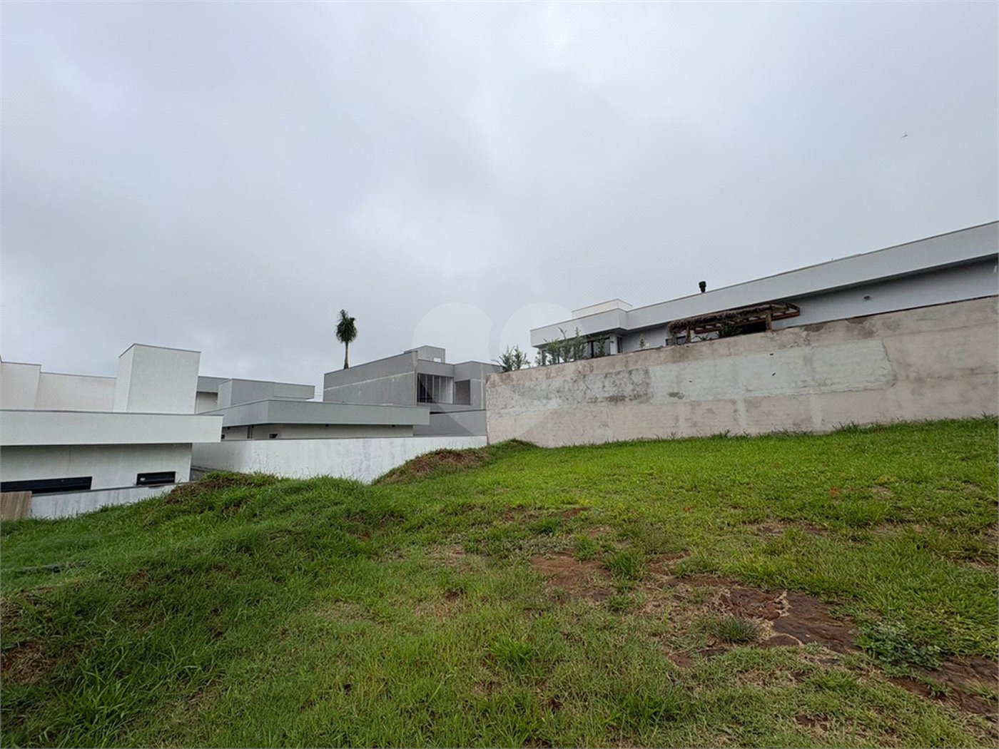 Lote à venda no Condomínio Village Damha IV