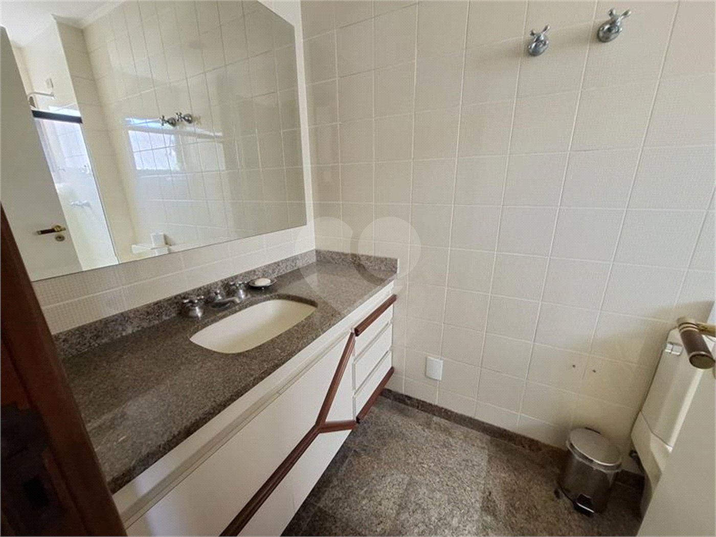 Apartamento, a venda, com 300m² de área privativa, 4 suítes, 4 vagas - Santana / SP