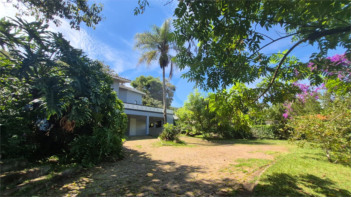 Casa mobiliada para locação no Condomínio Recanto Tranquilo (Palavra de Vida) – Atibaia/SP