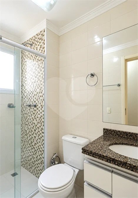 Apartamento com 2 dormitórios e 1 vaga em Nova Petrópolis, com piscina, academia, brinquedoteca, churrasqueira e portaria 24 horas. Excelente localização.