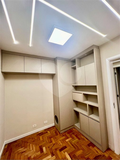 Apartamento à venda com 3 quartos, sendo 1 suíte, em Alto da Boa Vista, São Paulo, SP