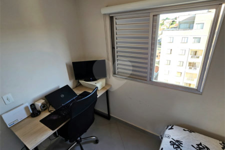 Excelente apartamento á venda de 2 dormitórios no CENTRO de São Carlos!