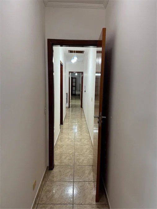 Sobrado à venda ou para alugar com 3 suítes em Vila Sônia, São Paulo, SP