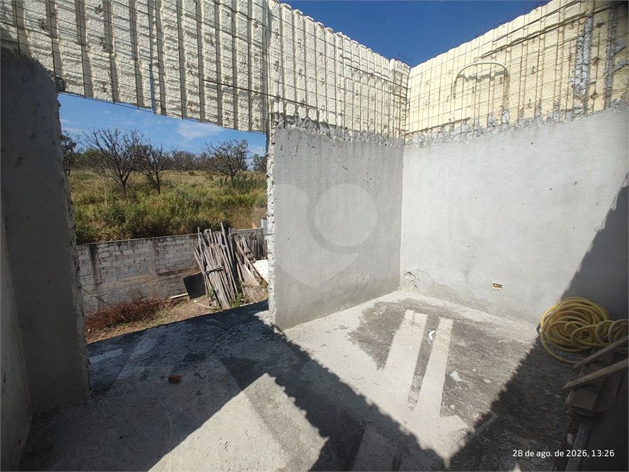 Terreno 810 metros à venda em Atibaia com projeto aprovado exclusivo de alto padrão com construção inacabada