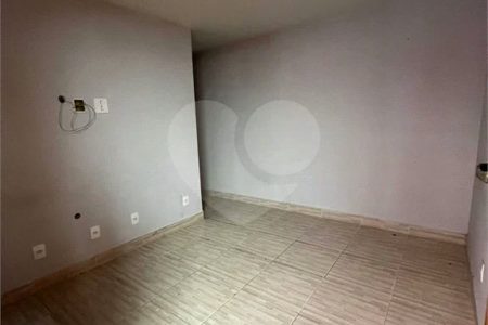 Casa com 125m², 2 dormitórios, 1 vaga, à venda na Vila Harmonia em Guarulhos.