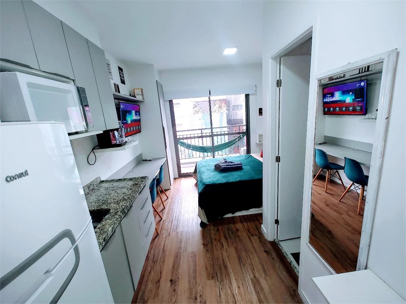 Studio Mobiliado na República – 22m² com Varanda