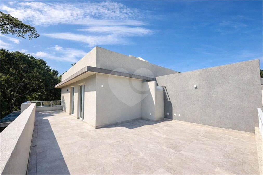 Casa em Condomínio á venda – Riviera de São Lourenço