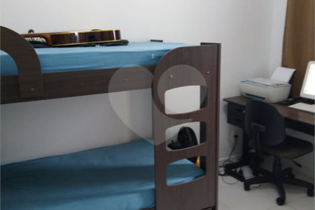Apartamento com 2 dormitórios
