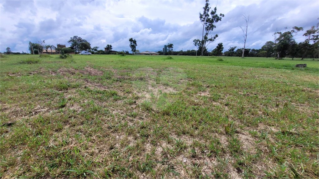 Loteamento Residencial no Condomínio Vila Pinhal do Broa
