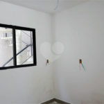 Casa à venda com 2 quartos no condomínio Vila Davos 2, São Paulo - SP