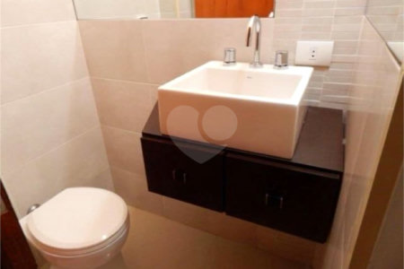 Apartamento à venda na Aclimação