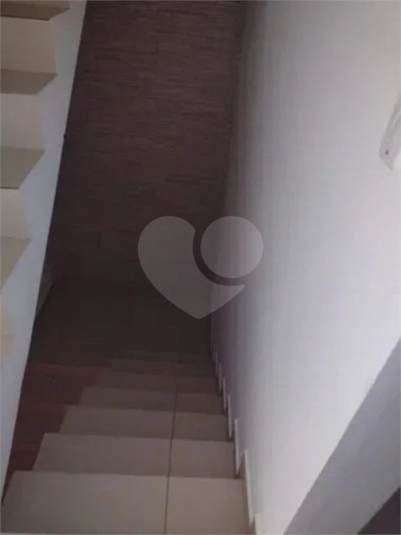 Sobrado à venda em Santo André , com 179m² , 2 dormitórios , sendo 1 suíte e 5 vagas.