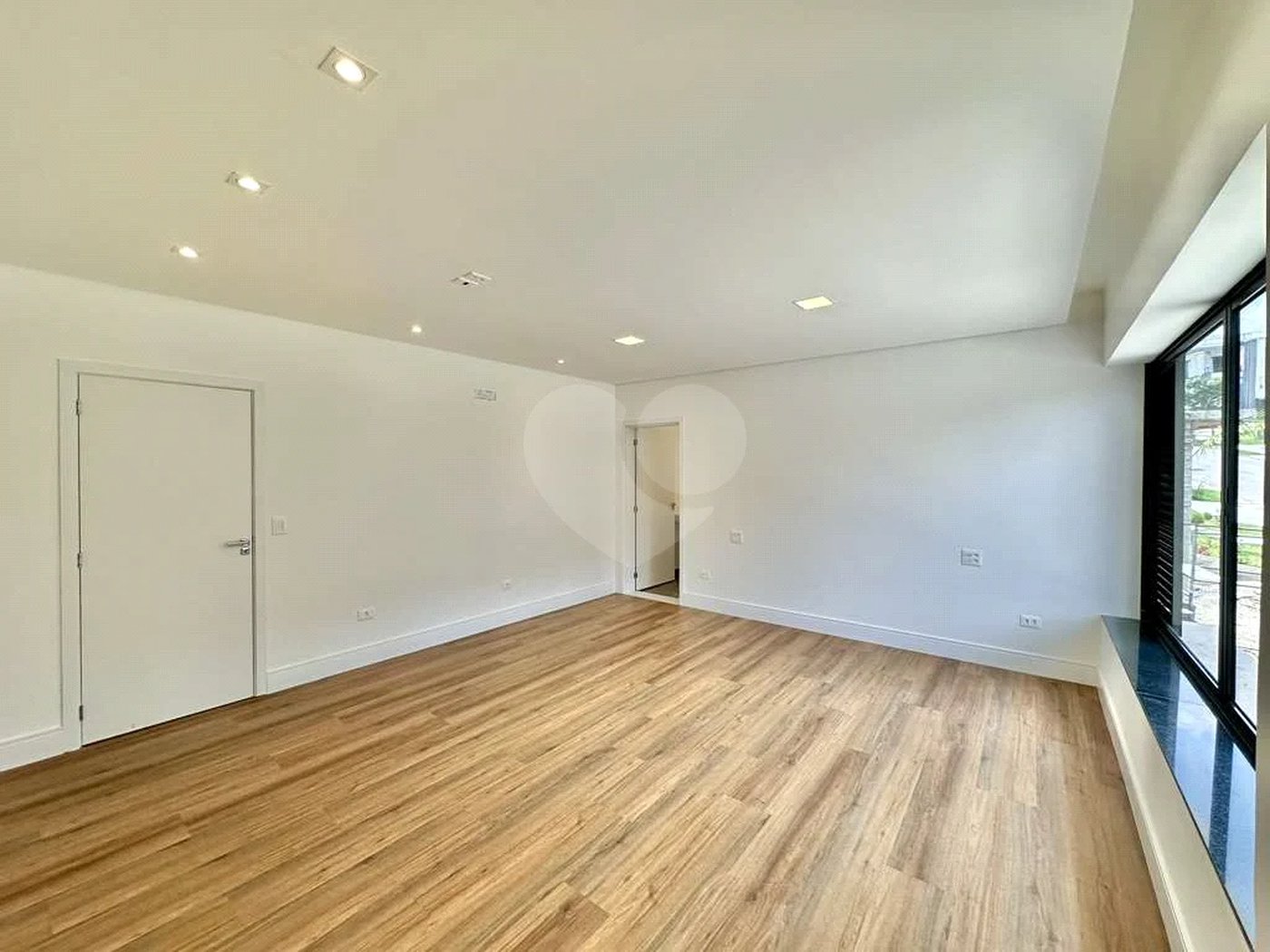 Casa em Cond. Vintage - Zero Km, 3 suítes, piscina, gourmet!