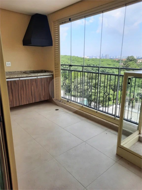 APARTAMENTO DE 44,0 M² COM 01 DORMITÓRIO E COZINHA COM ARMÁRIOS, VARANDA GOURMET E VAGA PARA LOCAÇÃO EM SANTANA