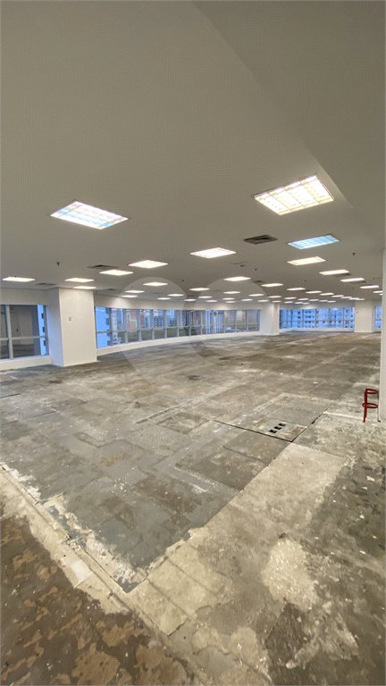 Sala comercial a 4 minutos estação Berrini