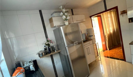 Casa à venda com 4 quartos em Jardim Lago Azul, Louveira, SP