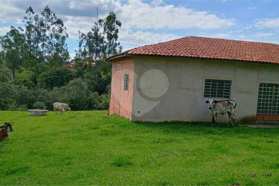 Chácara à venda na cidade de São Pedro - SP no bairro Vertentes das Águas - Refúgio Natural a 30 Minutos de Piracicaba - 5.000 m2