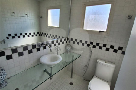 Apartamento para venda em Moema com 2 quartos, sendo 1 suíte, 1 vaga, 62 m²