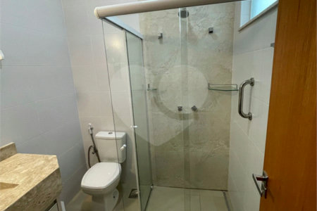 Casa no Condomínio Quebec