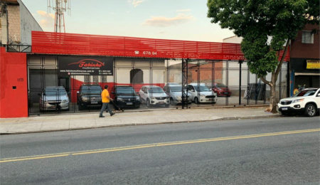 Excelente terreno em ótima localização. Venha fazer uma visita = 600M²