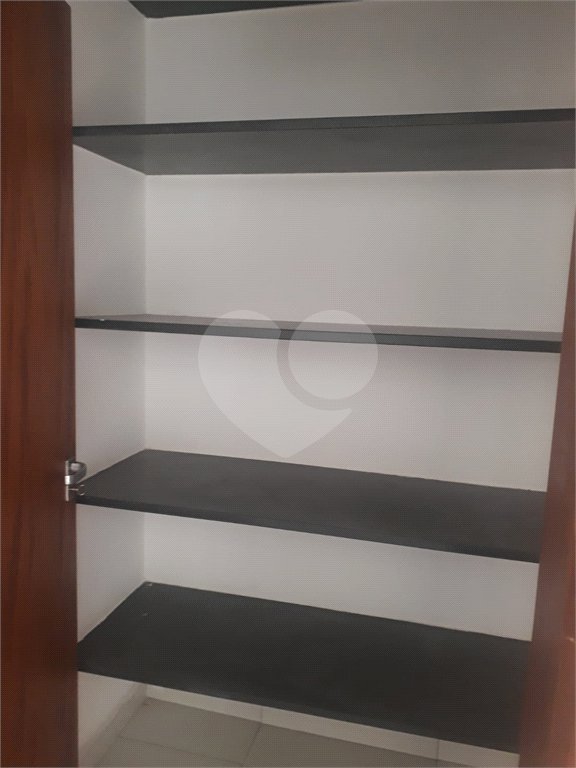 Excelente casa para venda no Parque Fher