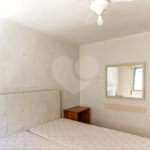 Este elegante apartamento em Higienópolis oferece 224m² de área muito bem distribuída, perfeito para quem valoriza conforto