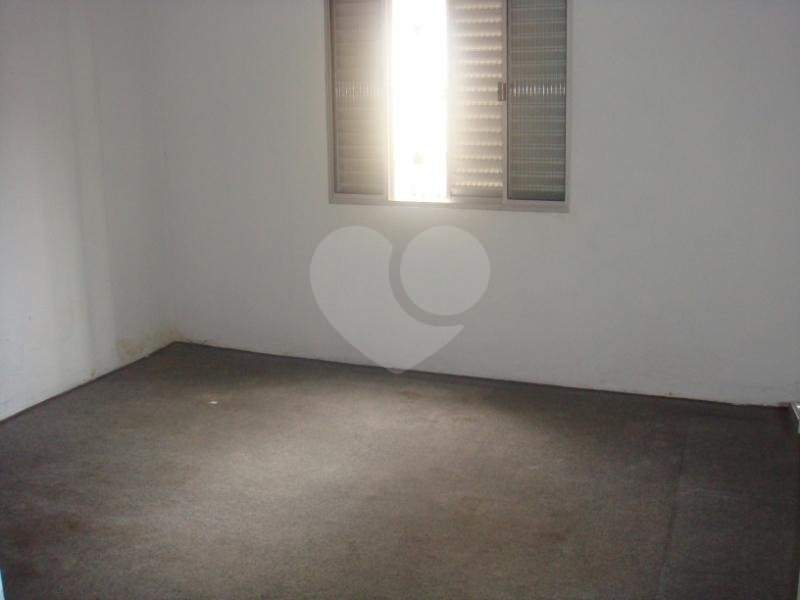Casa térrea com 2 dorm. na Saúde