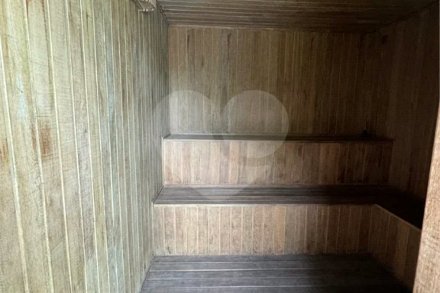 Casa térrea em estilo neoclássico com 3 suítes, no Condomínio Damha 2, na cidade de Piracicaba - SP.