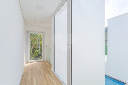 Casa à venda com 4 suítes no condomínio Villagio Quadrifolio, São Paulo - SP