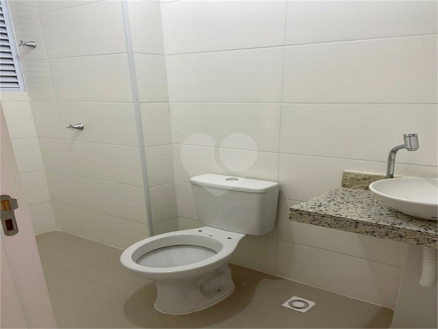 Apartamento no Residencial Flor de Liz