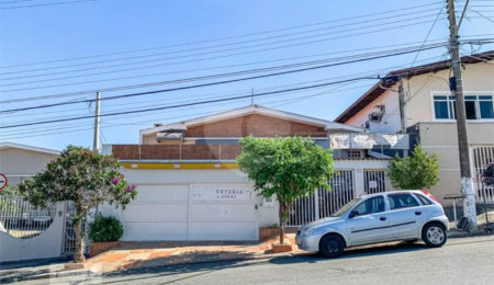 Casa à venda com 3 quartos em Vila Nogueira, Campinas, SP