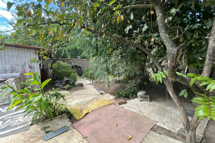 Belíssima Chácara à venda no Bairro Lago Azul em Piracicaba/SP.