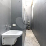 Sobrado à venda no Belenzinho de 208 m² com 6 dormitórios, 4 banheiros e 2 vagas
