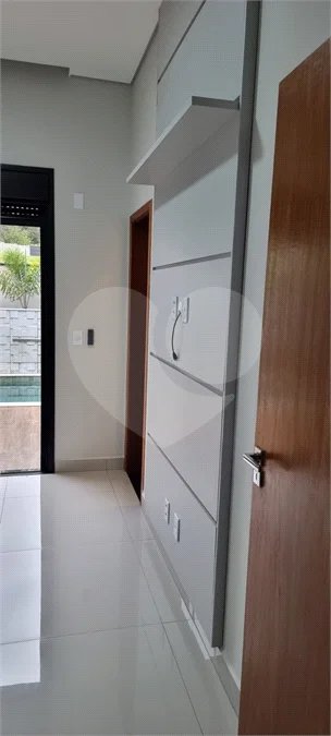 Indaiatuba - Sp - Condomínio London Park - Sol da manhã - 300 m² de terreno | 192 m² de área construída - R$ 1.990.000,00 - 03 suites - Uma residência cuidadosamente planejada para quem valoriza conforto, qualidade, tecnologia e ambientes funcionais, com acabamentos de primeira e uma arquitetur